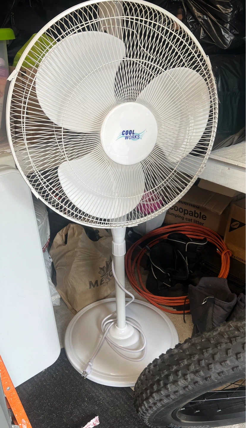 Cool Works White 3 ft Standing Fan - photo 4