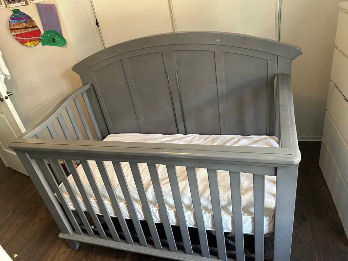 Grey Convertible Baby Crib - photo 2