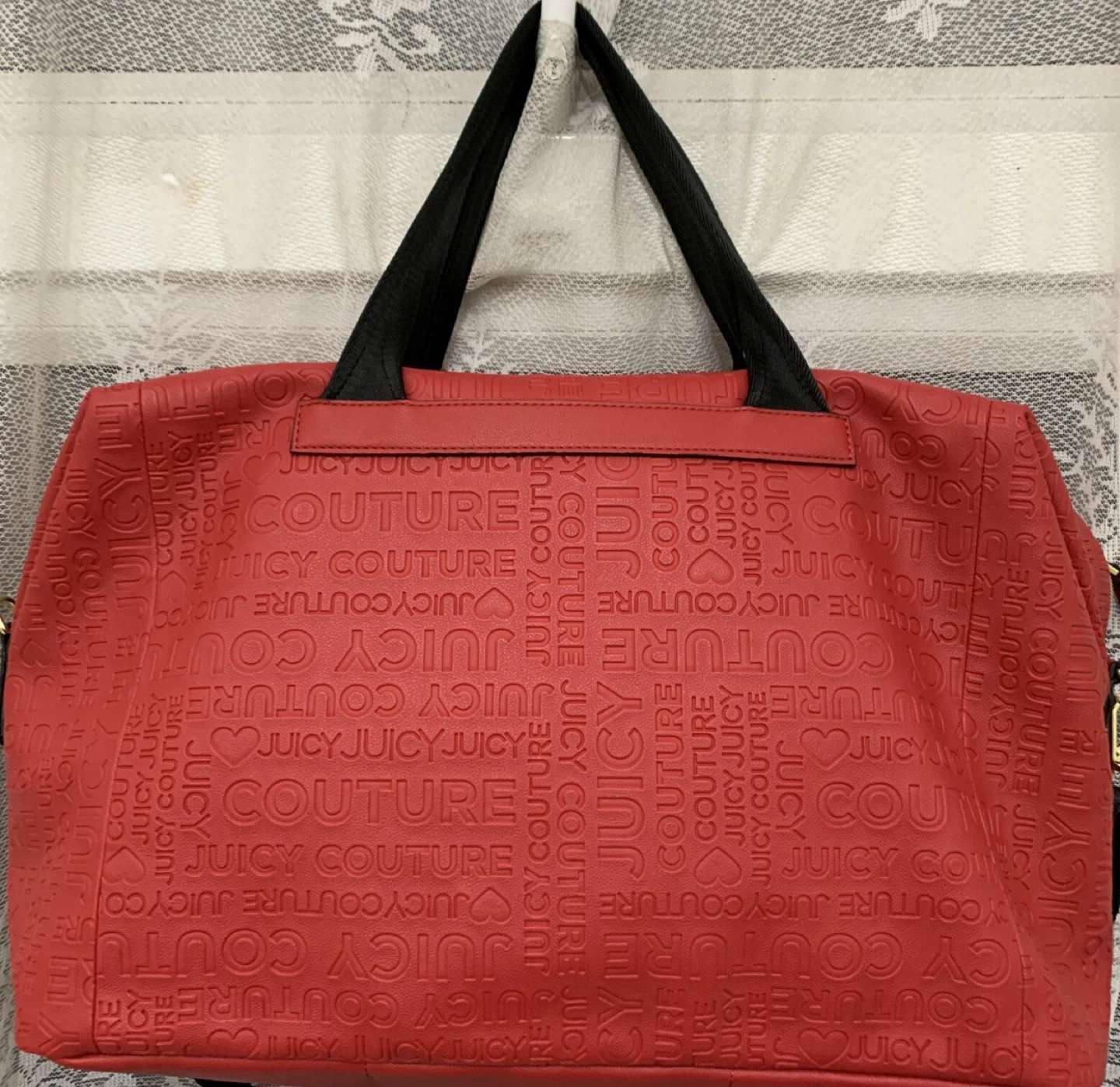 Juicy Couture Scarlet Red wordplay weekender bag - photo 3