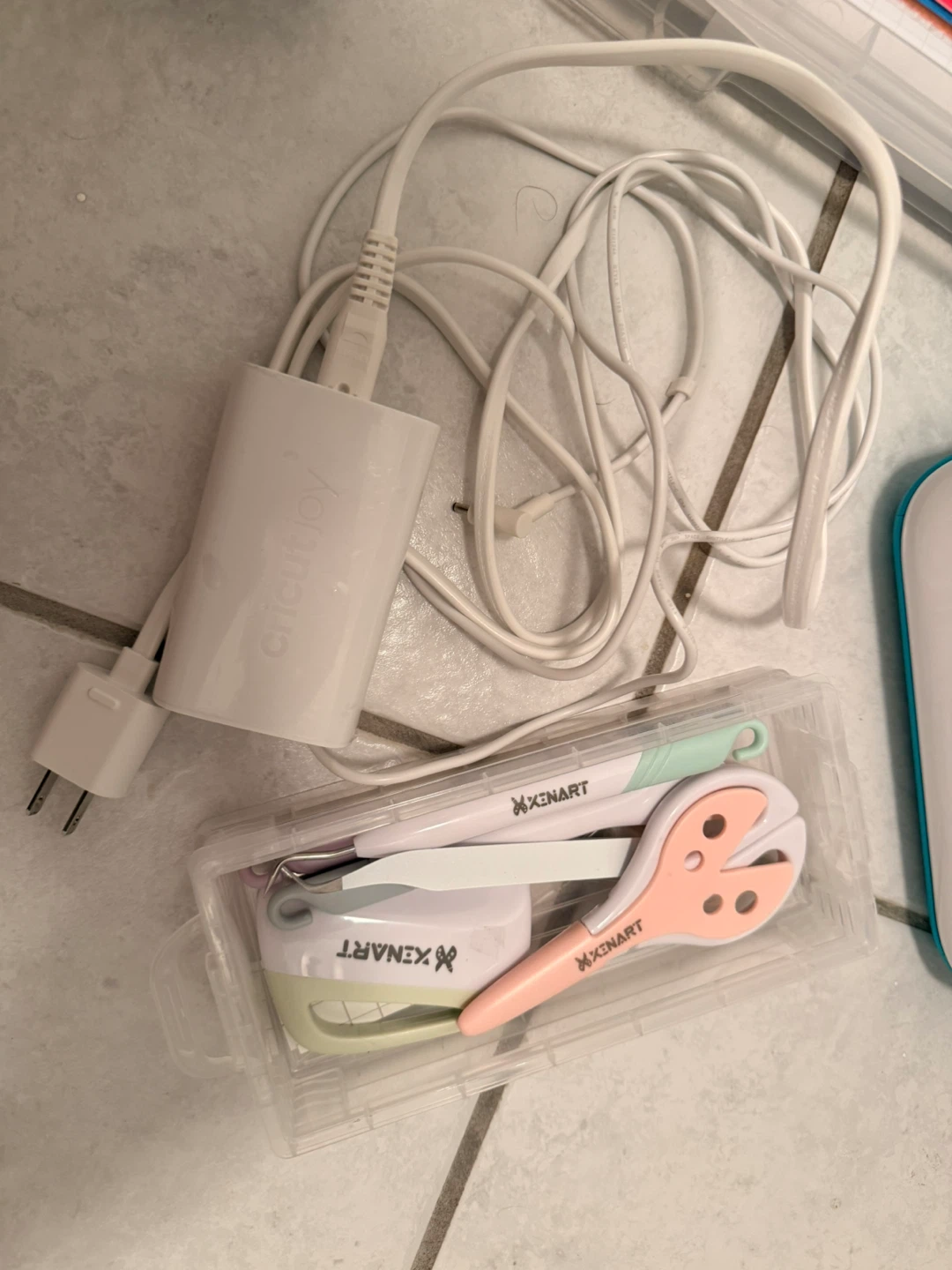 Cricut Joy Smart Cutting Machine Bundle with Tools and Vinyl - photo 3