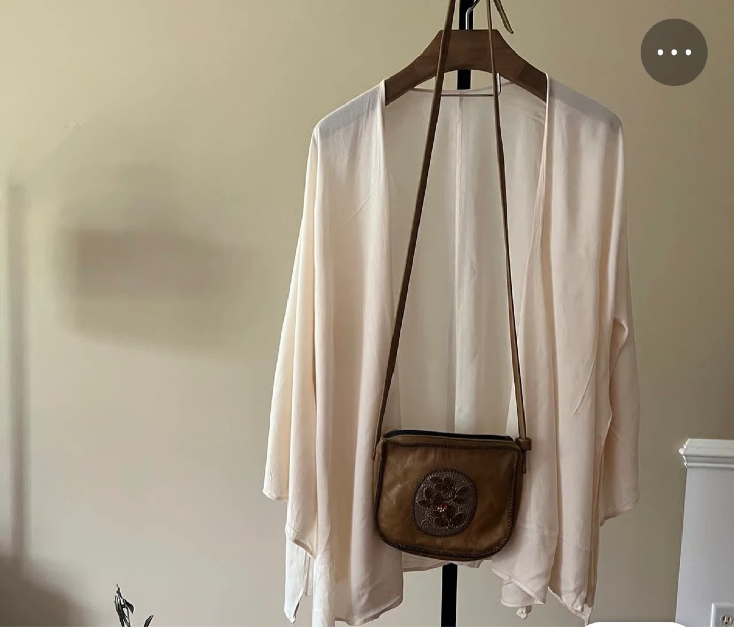 Cream Open Front - photo 2