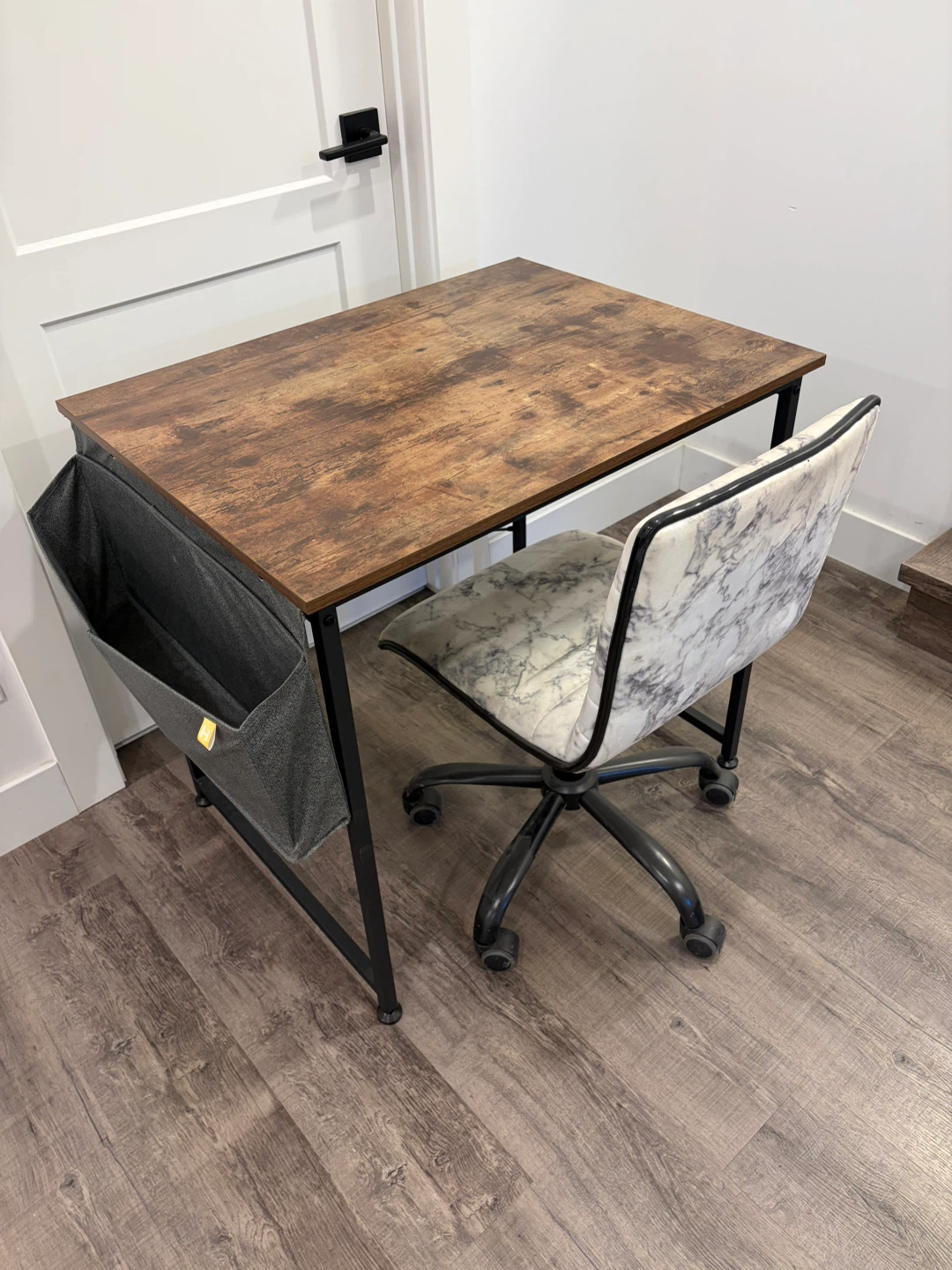 desk with chair