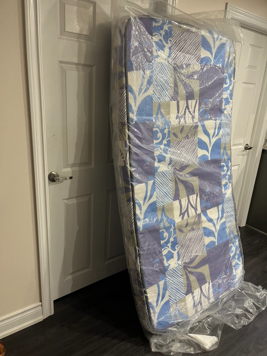 FOAM 4.5" Twin Mattress - photo 2