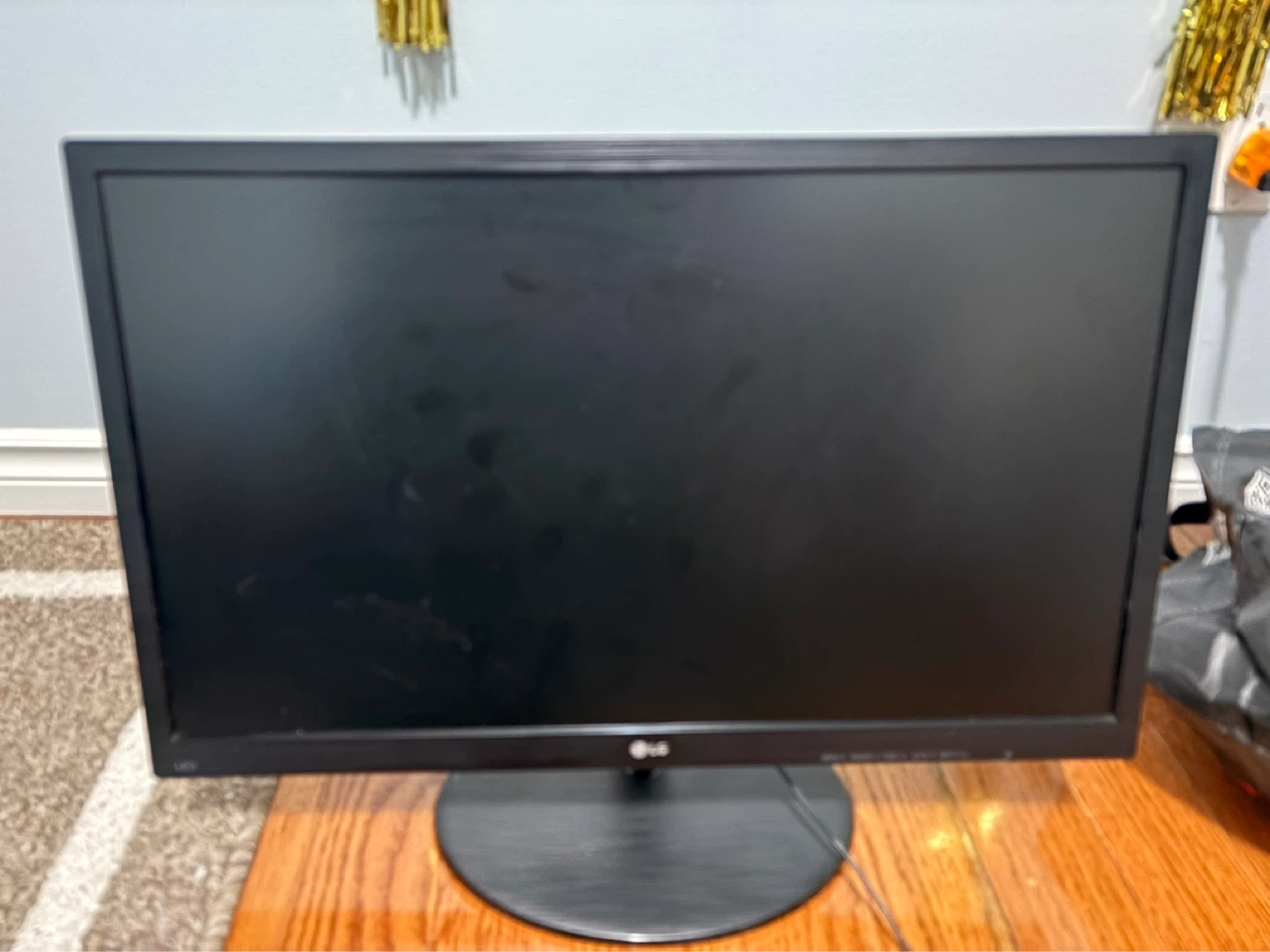 LG 24M38D-B 24" Class Full HD LED Monitor - photo 2