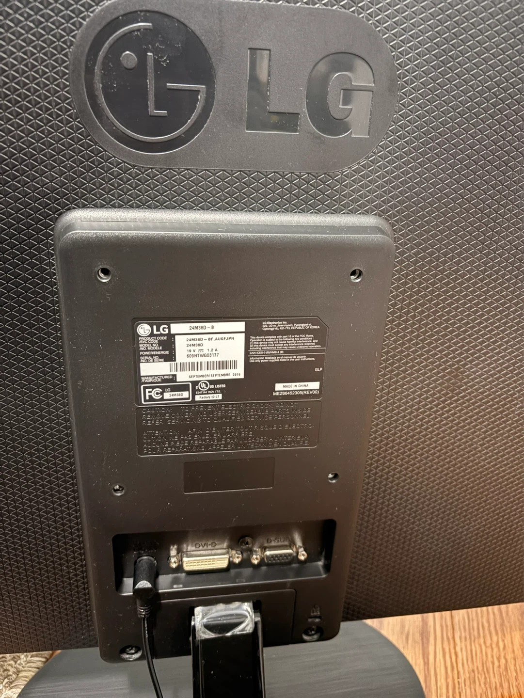 LG 24M38D-B 24" Class Full HD LED Monitor - photo 3