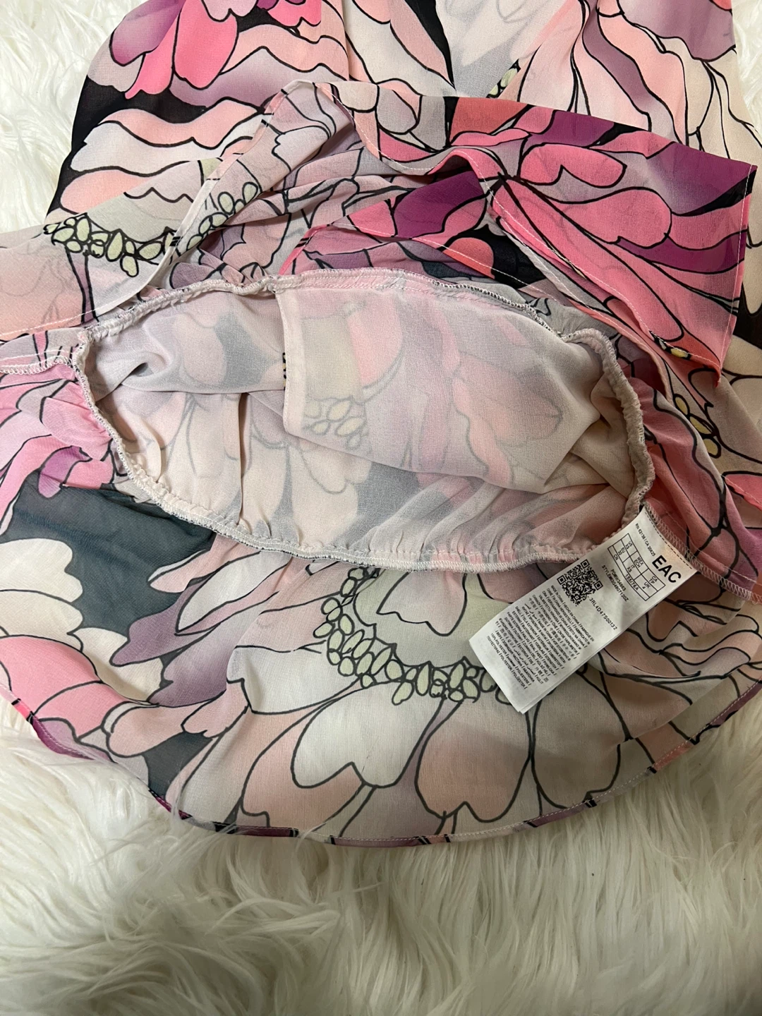 Marciano Floral Print Sleeveless V-Neck Top - photo 4