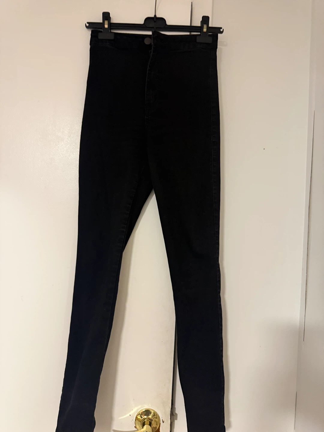 Fashion Nova Black High Waisted Jeans Size 7