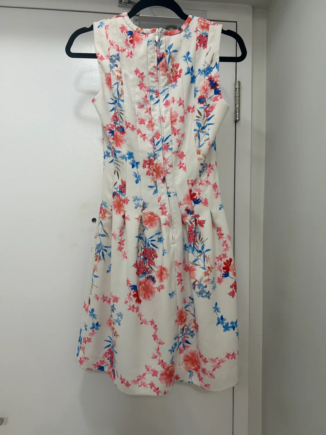 H&M Floral Print Dress - Size US 6 - photo 2