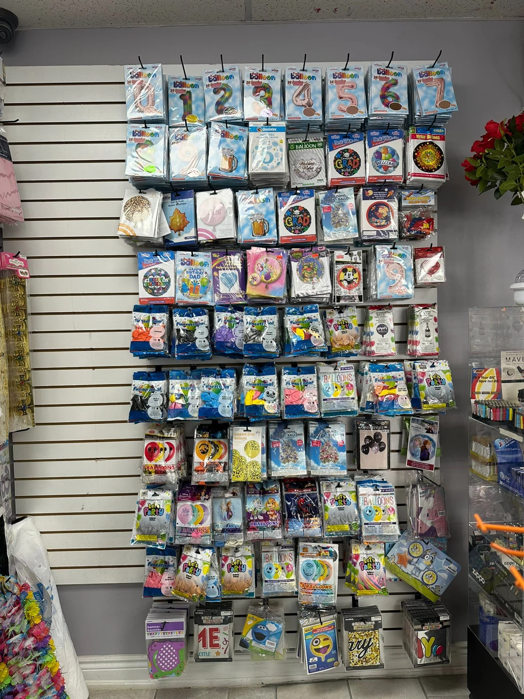 Bulk party supplies - photo 2