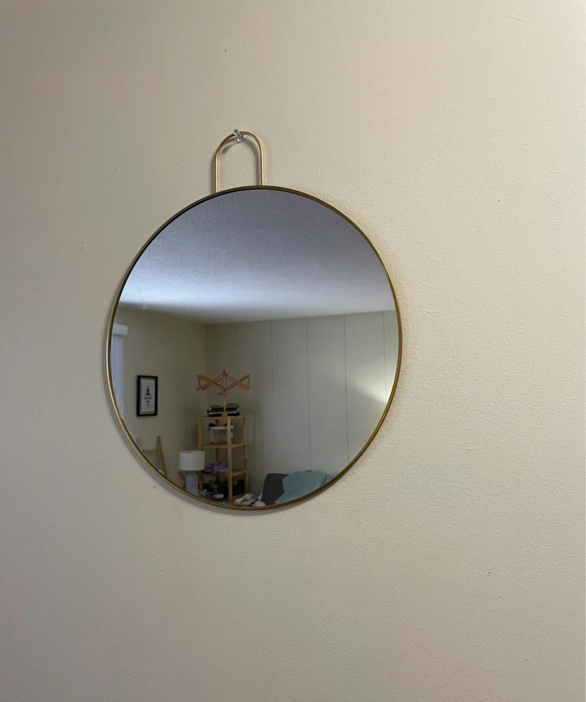 Round Wall Mirror with Gold Frame