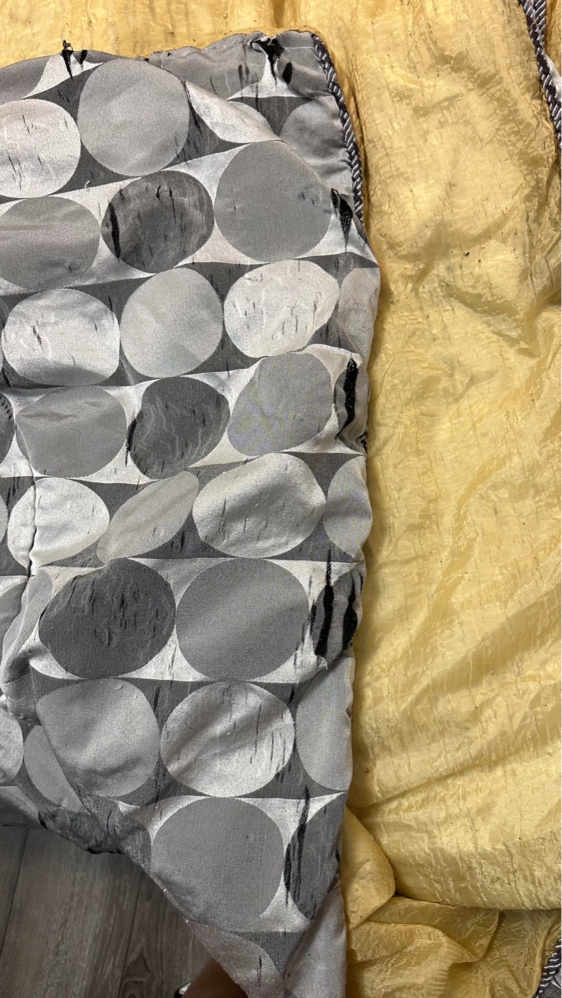 Comforter - photo 2