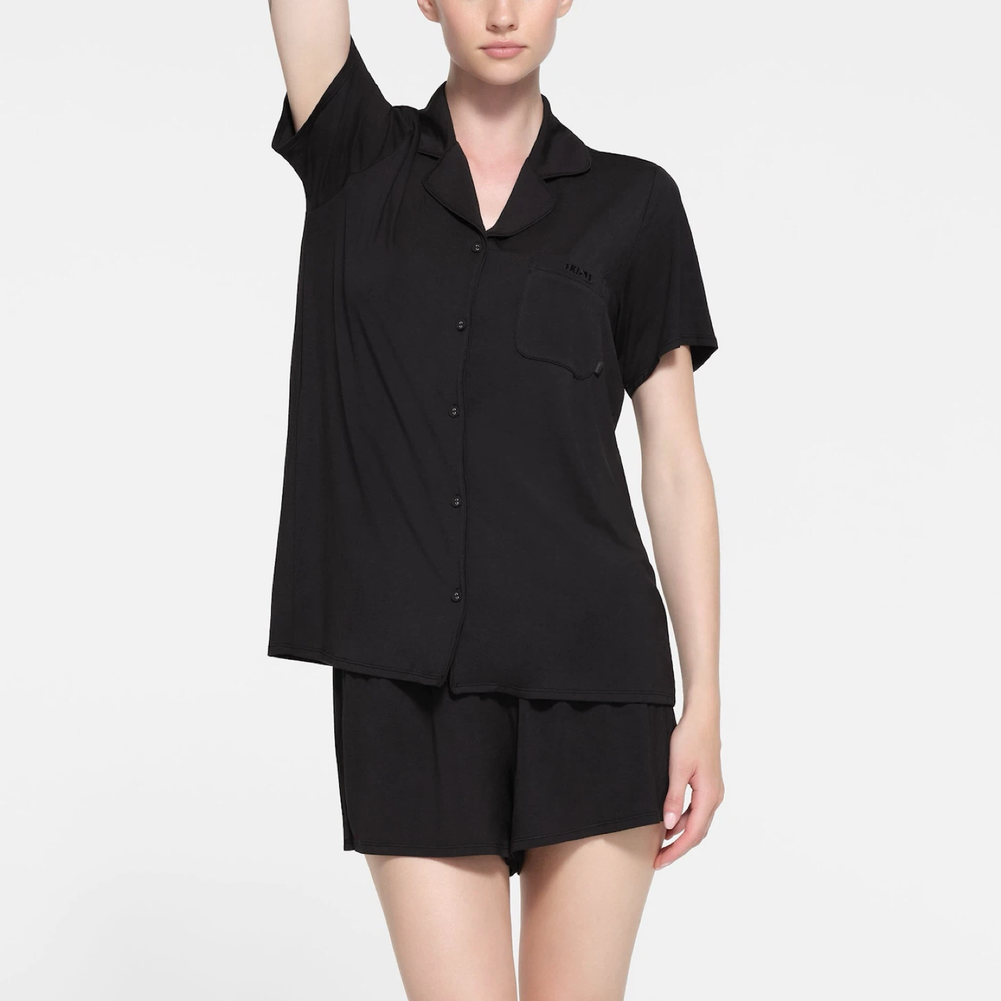 *SKIMS SHORT SLEEVE BUTTON UP PJ SET $80 BRAND NEW TAGS ON*