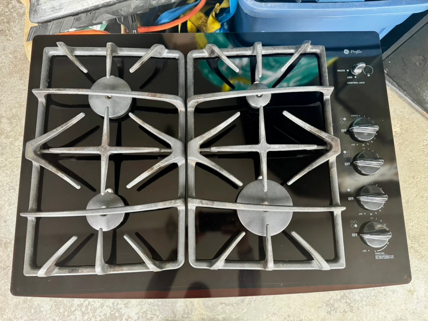 GE Profile Series 30" Built-In Gas Cooktop