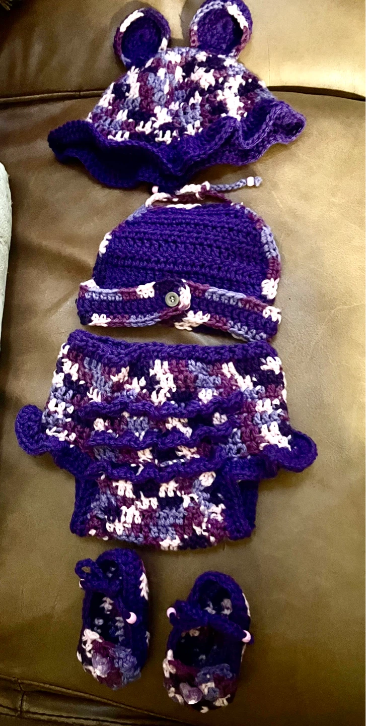 Handmade Crochet Baby Outfit - photo 3