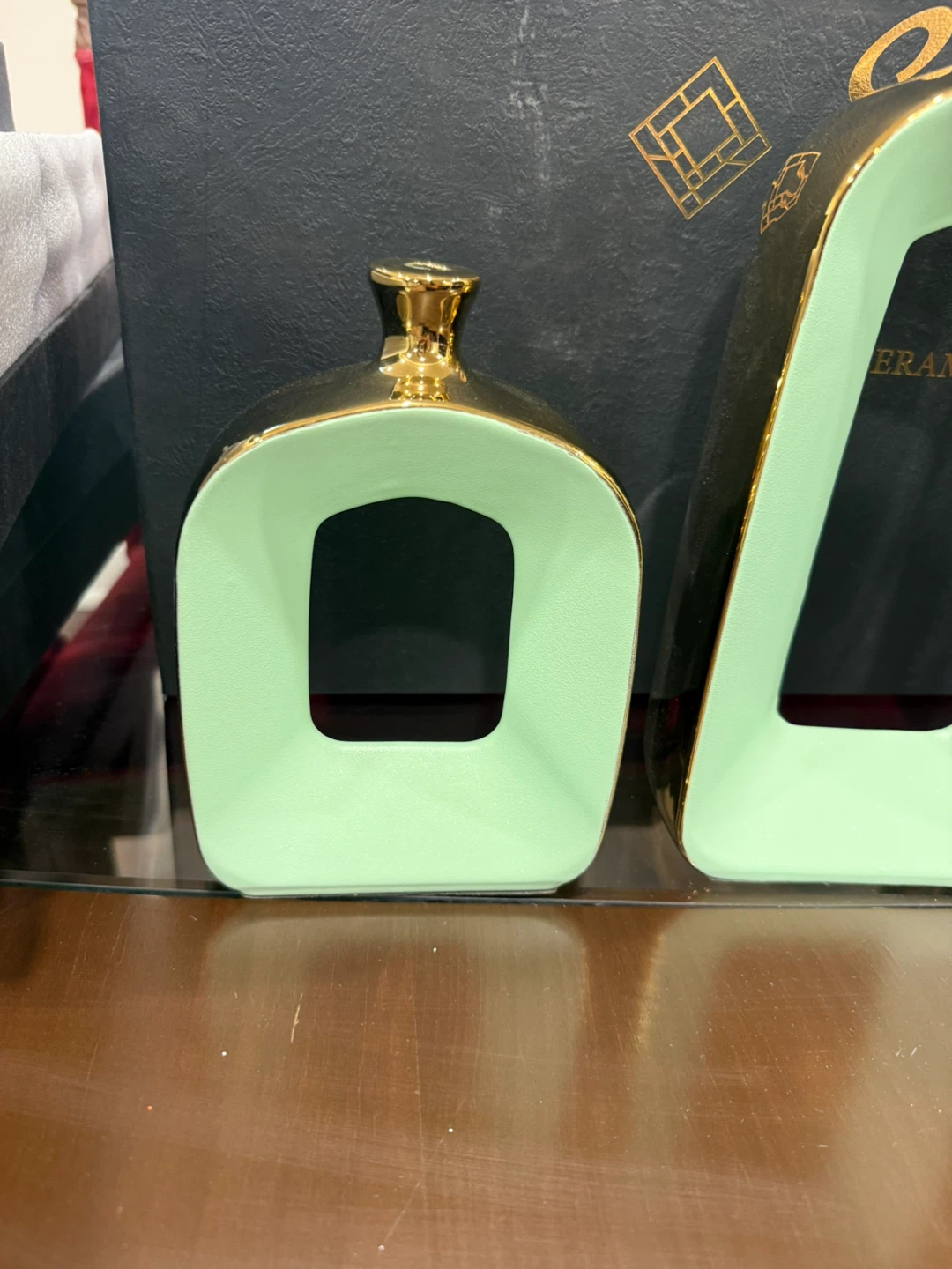 Set of 3 light green ceramic decorative vases - photo 3
