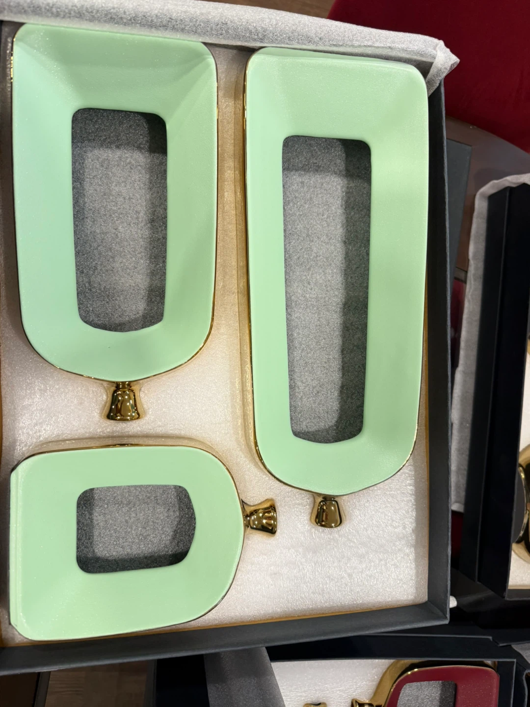 Set of 3 light green ceramic decorative vases - photo 5