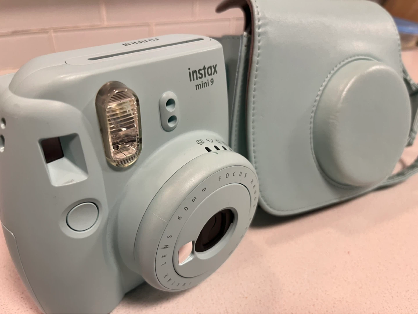 Fujifilm Instax Mini 9 Camera with Case - Ice Blue - photo 2