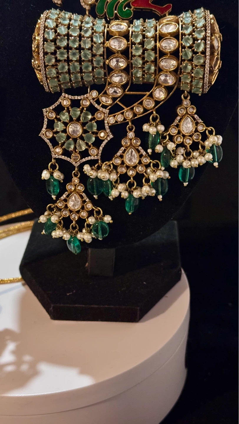 Green Emerald and Diamond Peacock Necklace Set with Earrings - photo 5