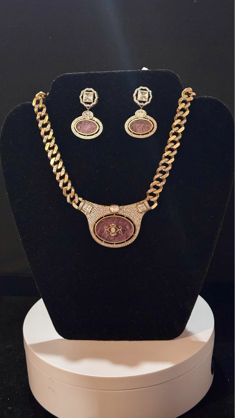 Pink moissanite doublet chain set
