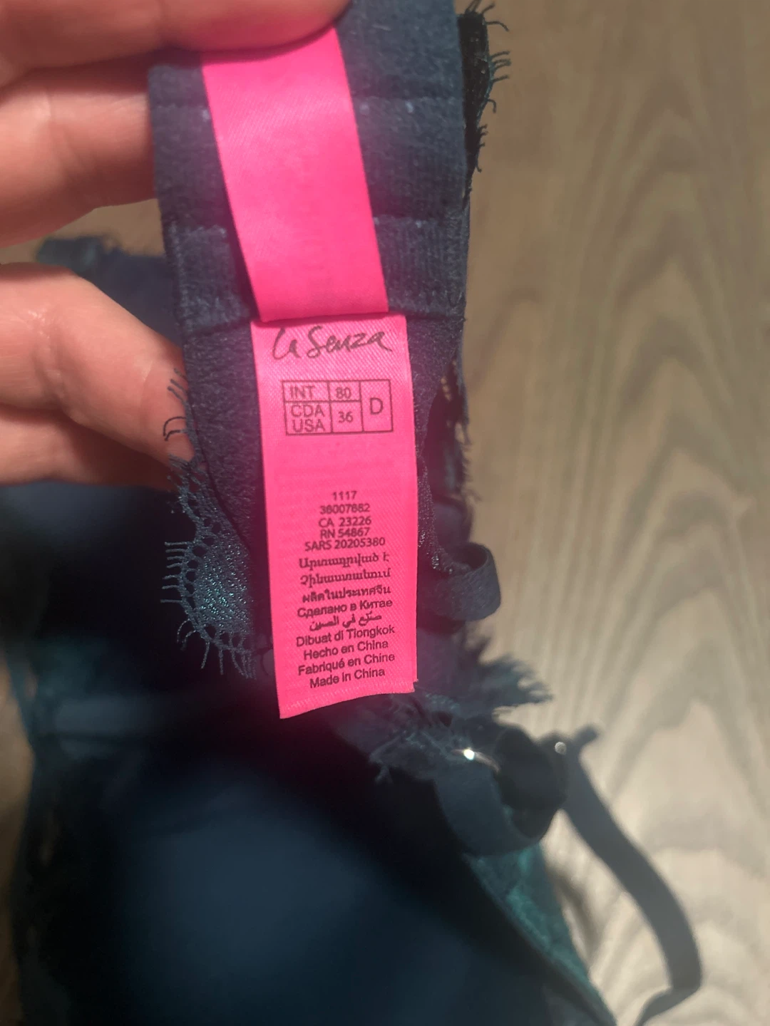 La Senza Green Lace Bra - Size 36D - photo 3