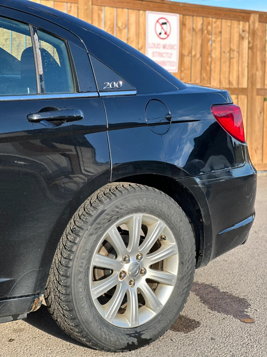 2012 Chrysler 200 Limited Edition - photo 3