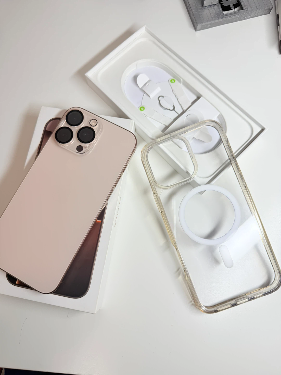 iPhone 16 pro max - 256GB - photo 2