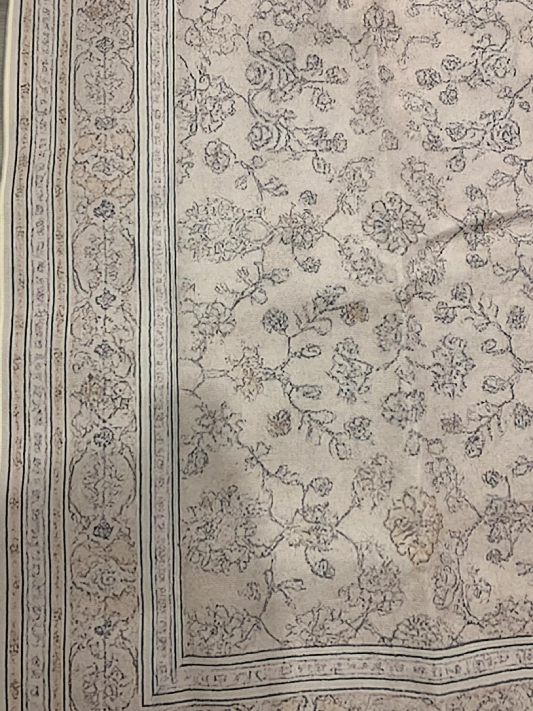 Large Beige Rug 6x8 Ft - photo 2