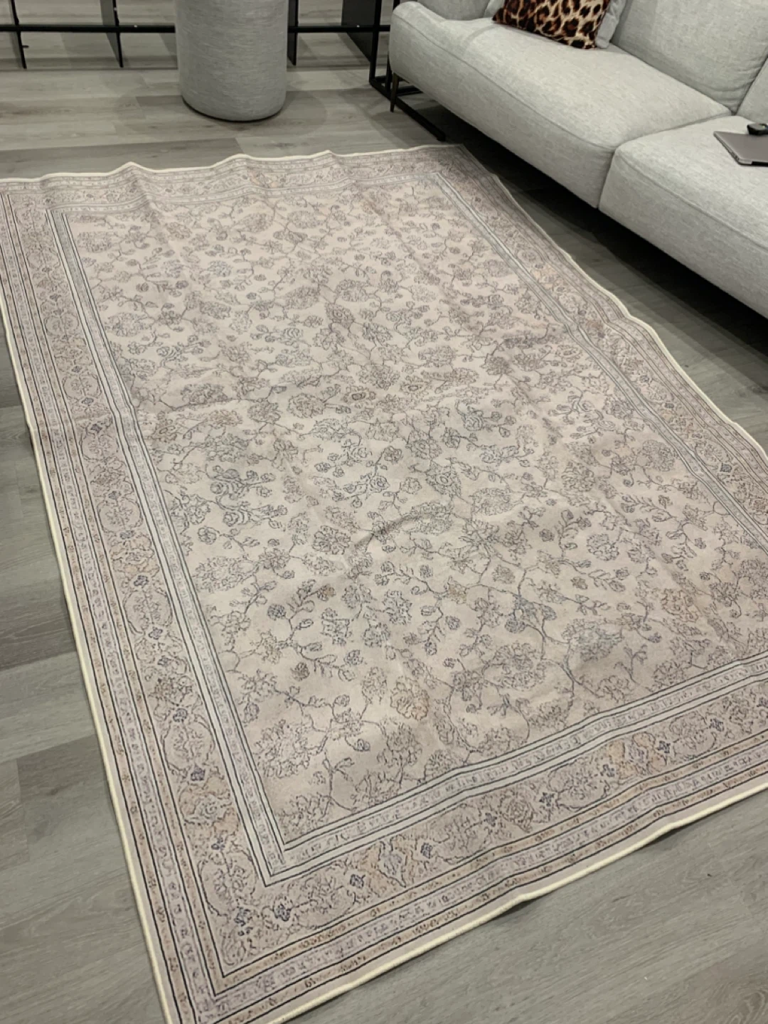 Large Beige Rug 6x8 Ft