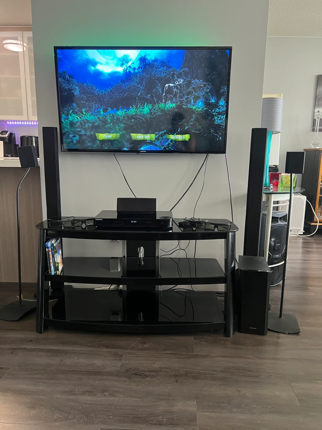 Samsung  40 inches 3D Smart TV with Sound System