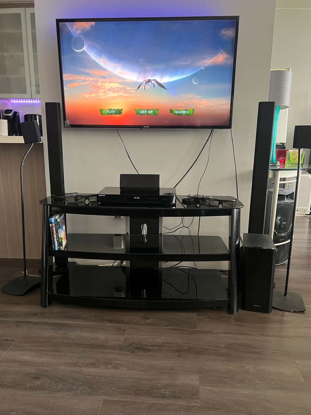 Samsung  40 inches 3D Smart TV with Sound System - photo 2