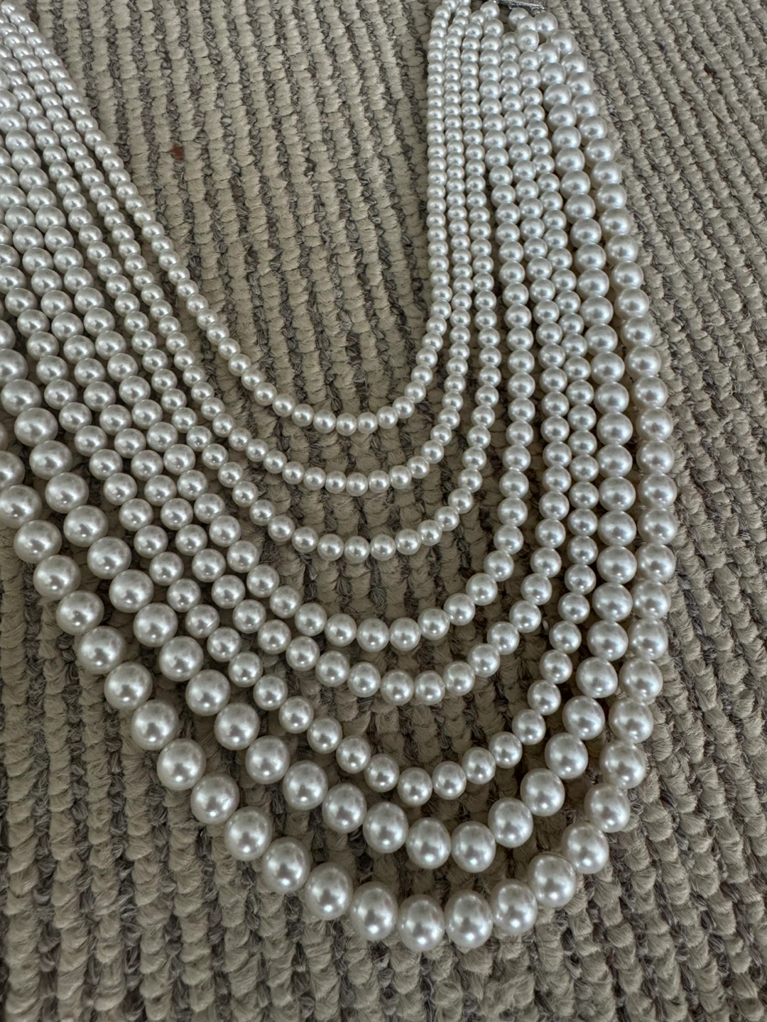 Multi-strand Faux Pearl Necklace - photo 2