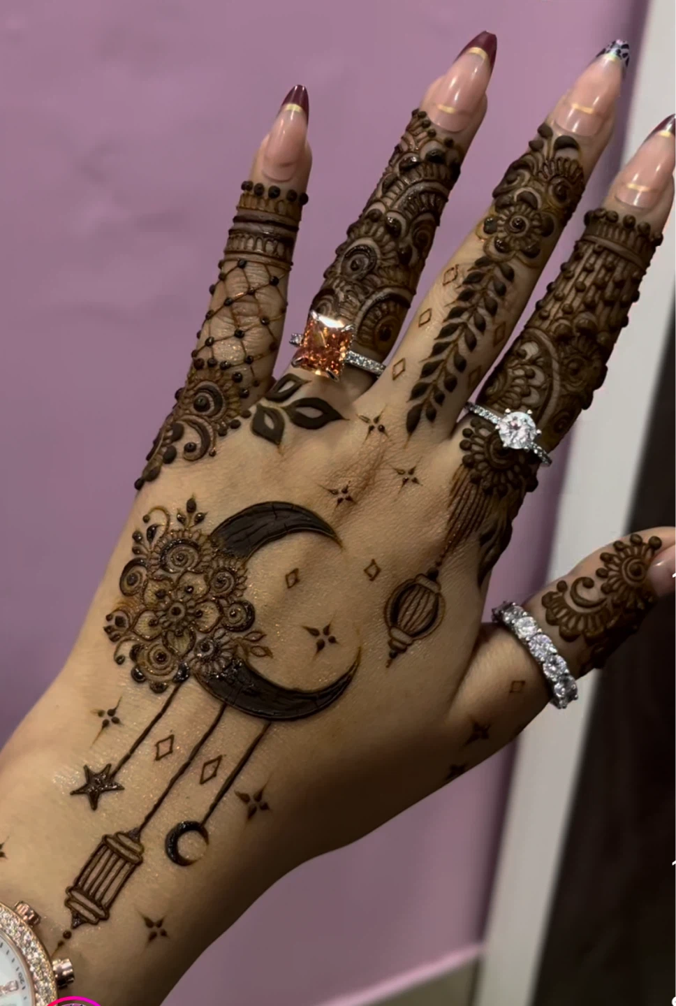 Beautiful Henna Design - photo 3