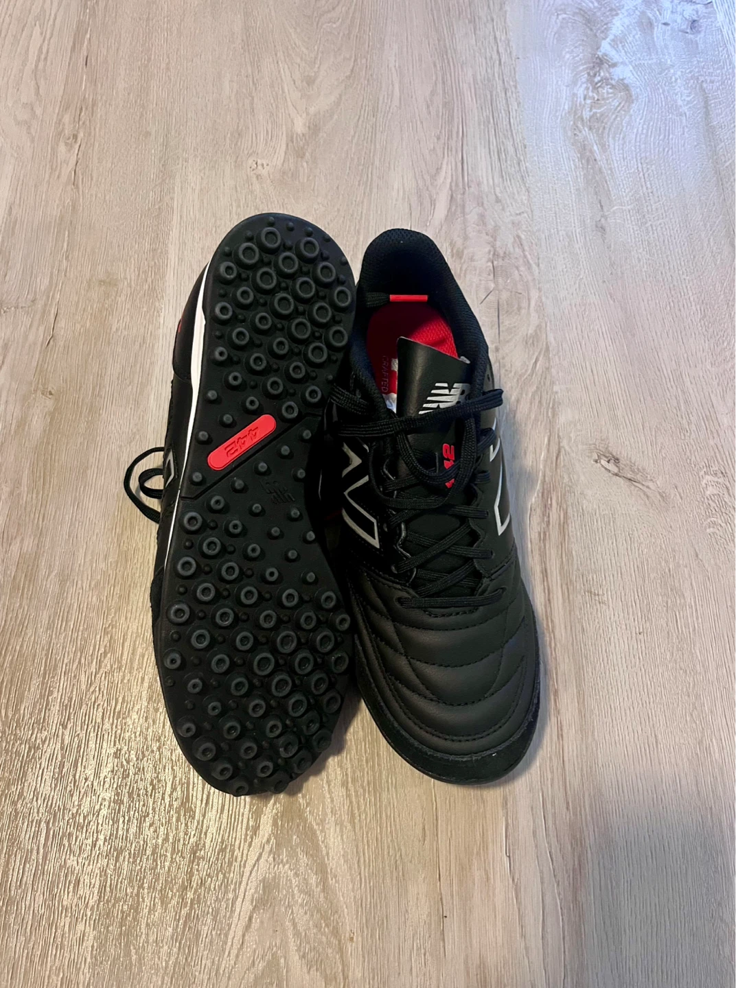New Balance Men's 442 V2 Team Turf Soccer Cleats Size 7 men’s