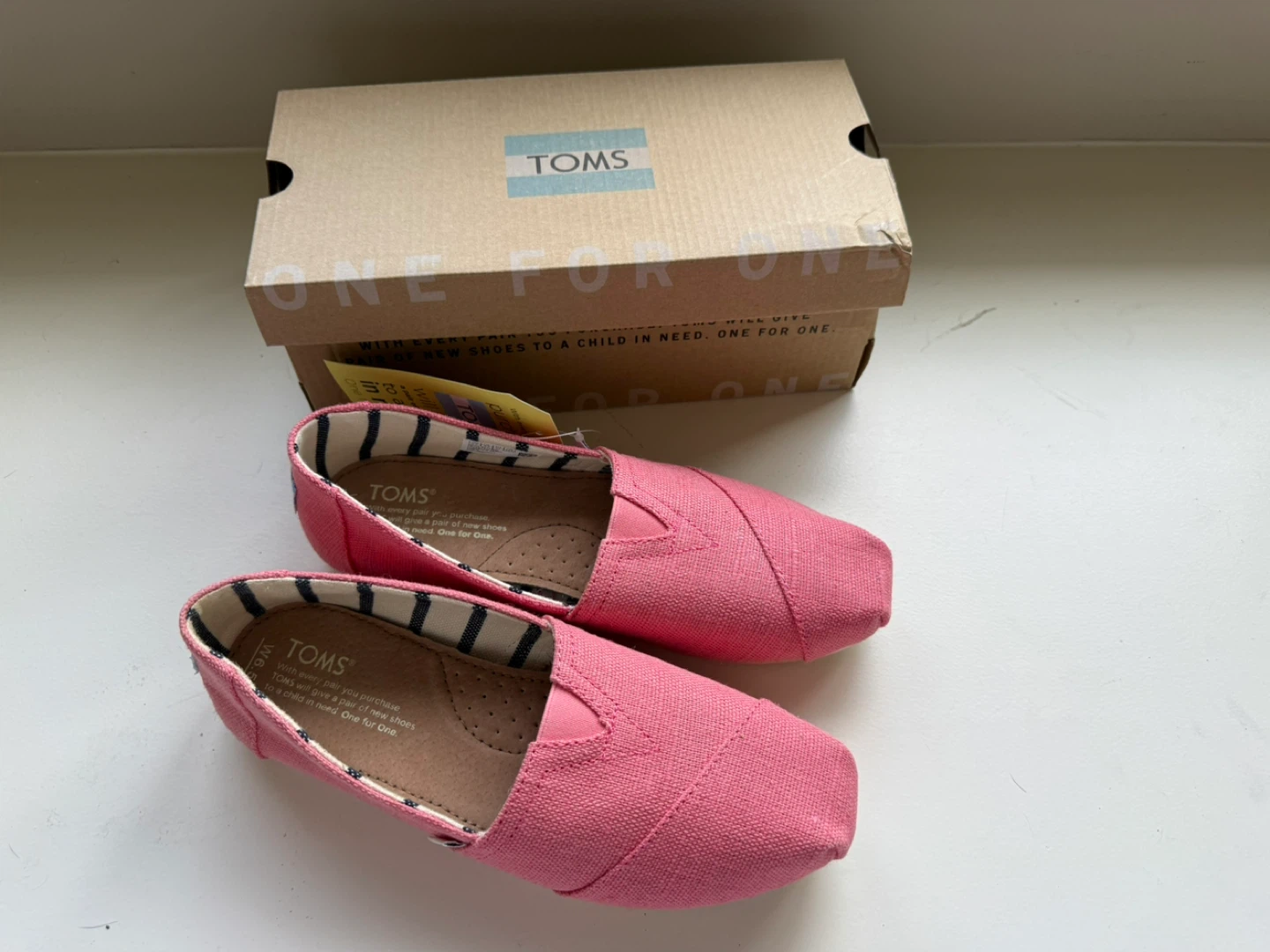 TOMS Pink Canvas Slip-On Shoes Size  6.5 - photo 4