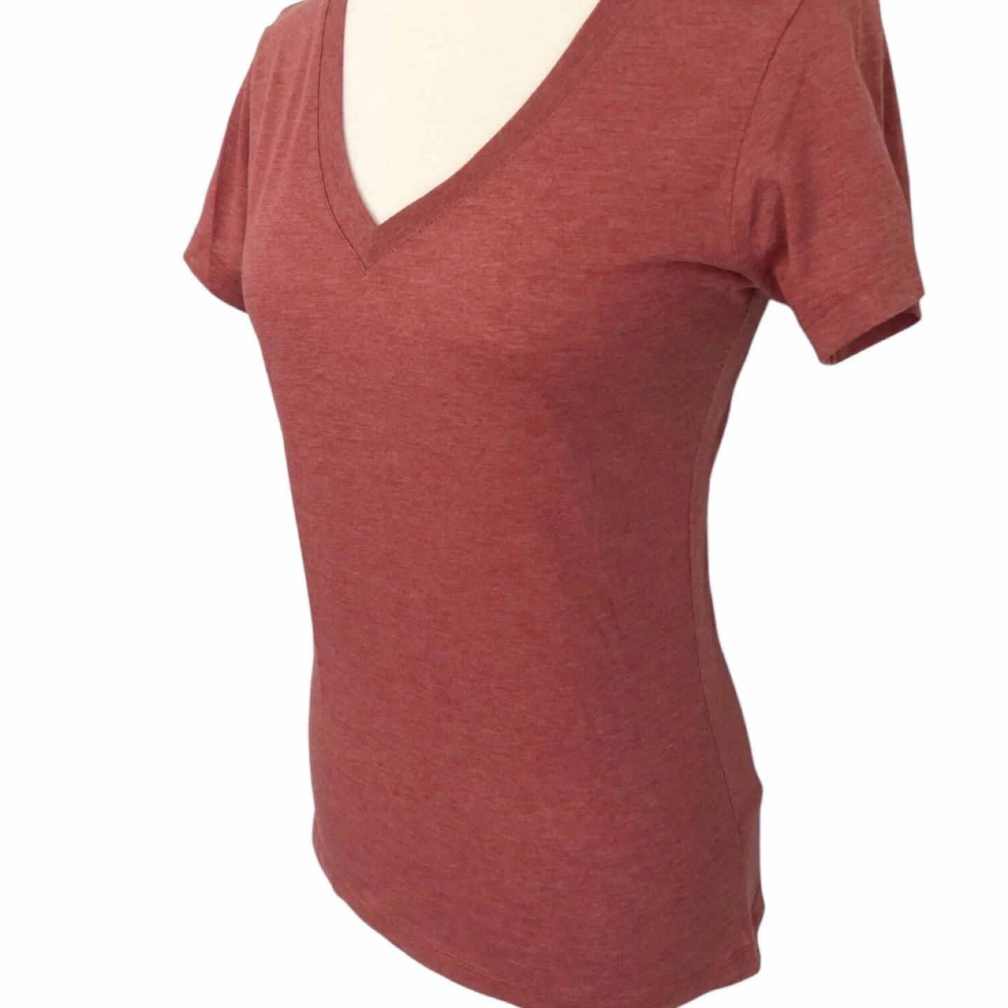 XXI Brand (21) Rusty Red Short Sleeve V-Neck Tee NWT Size Medium - photo 3