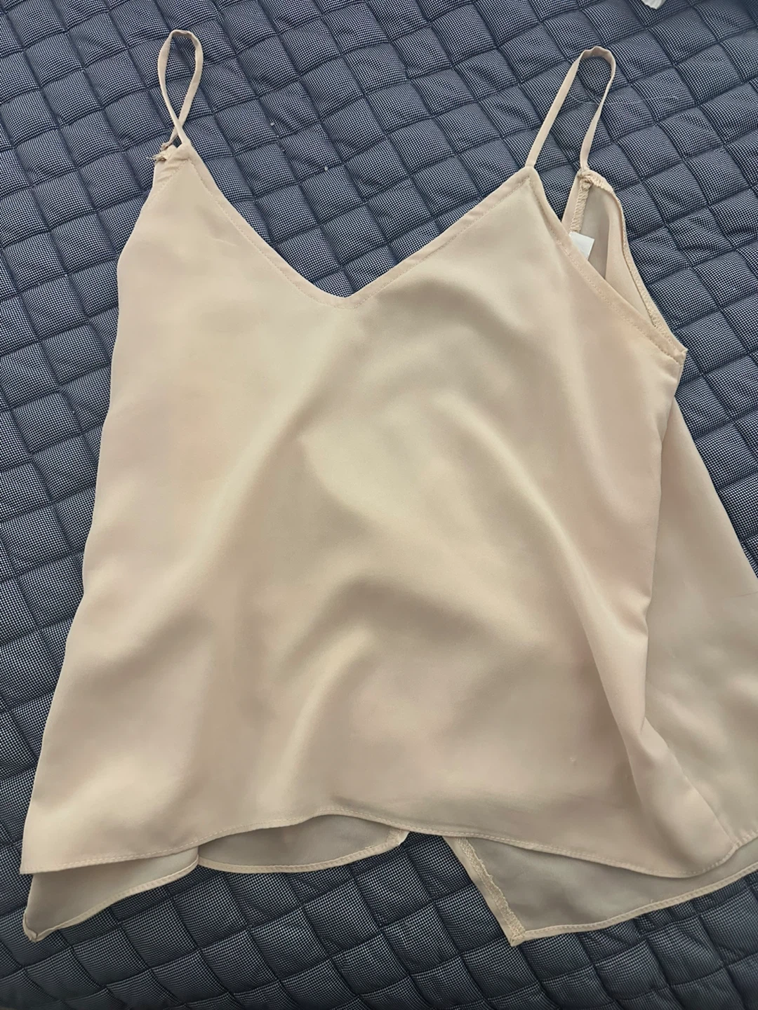 Moving Sale: 15 Women’s Tops for $50 - photo 3