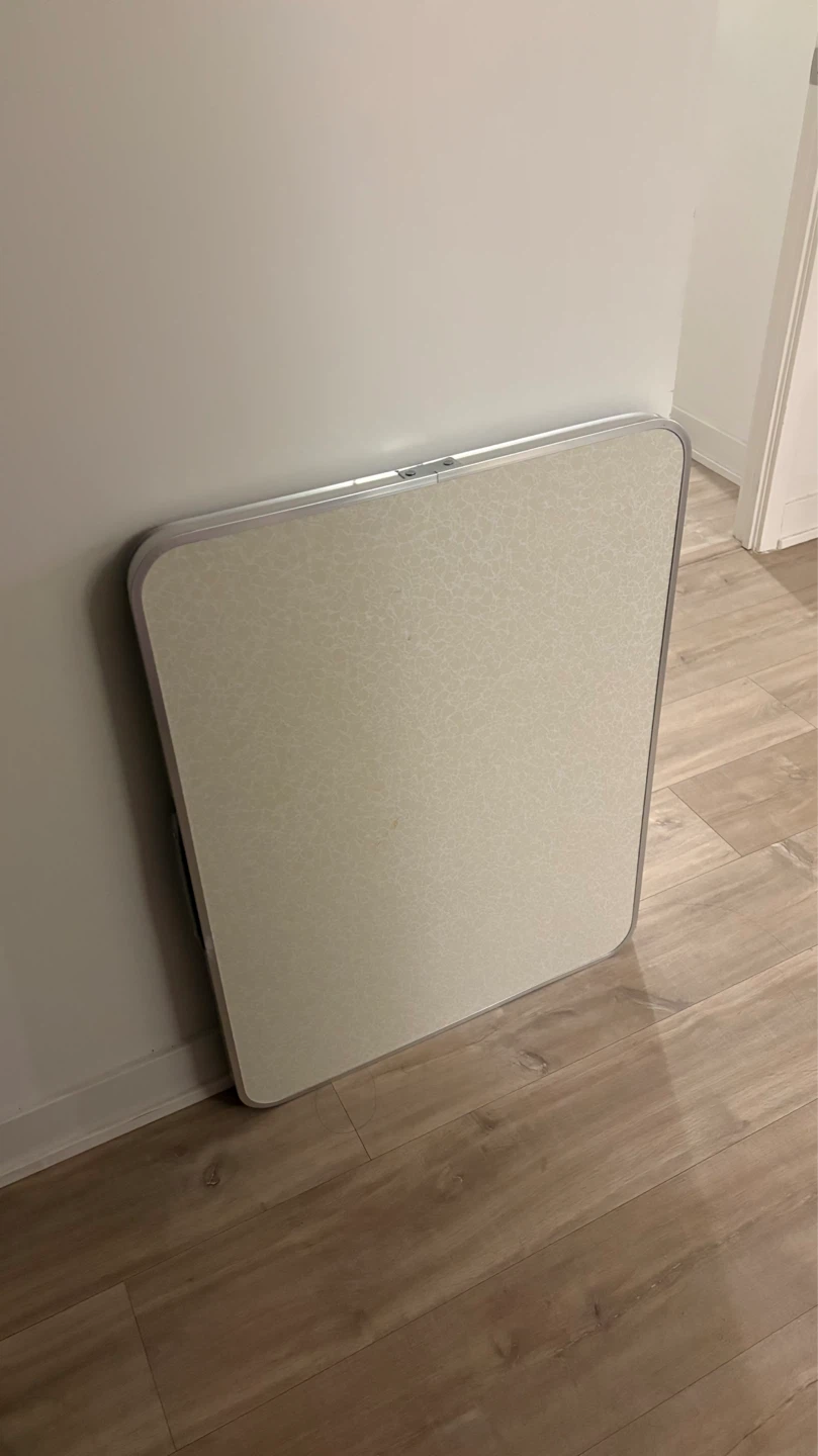 Folding Table