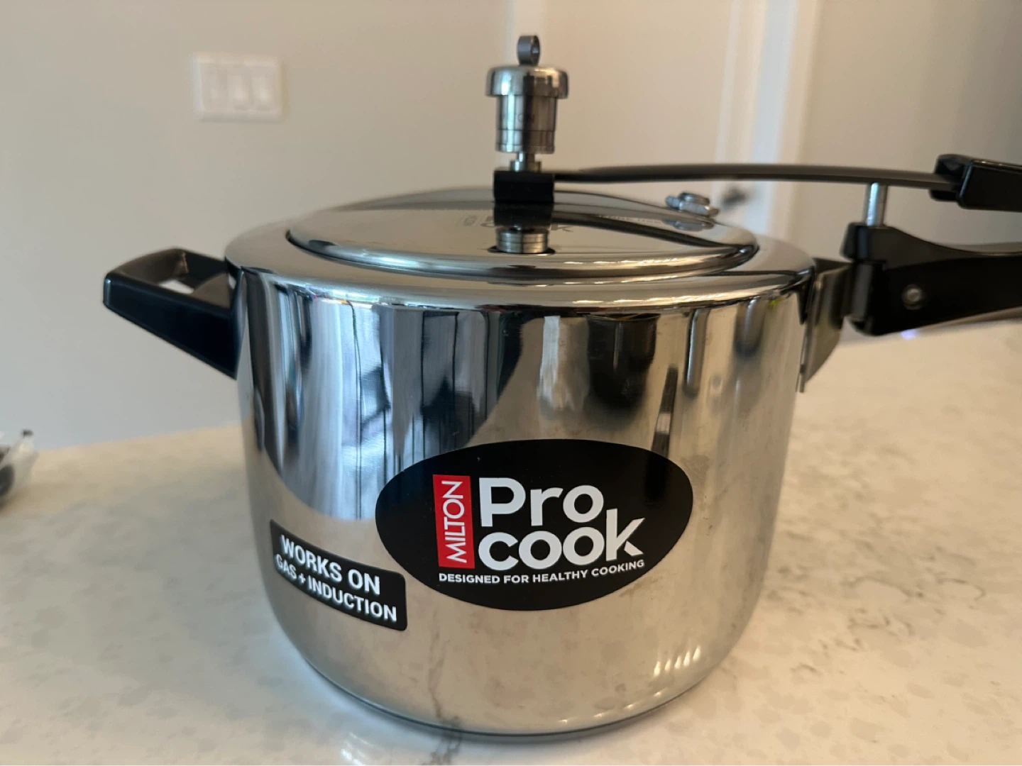 New Milton Pro Cook 5L & Prestige Pressure Cooker 3L