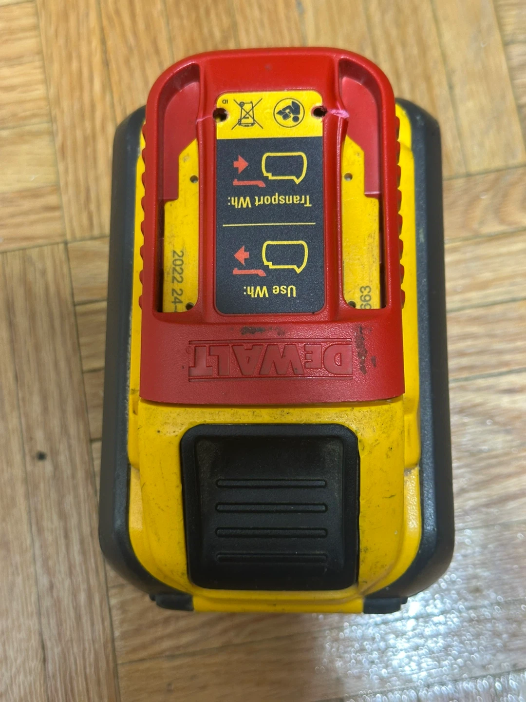 DEWALT FLEXVOLT 20V/60V MAX Lithium Ion Battery 12.0AH - photo 4