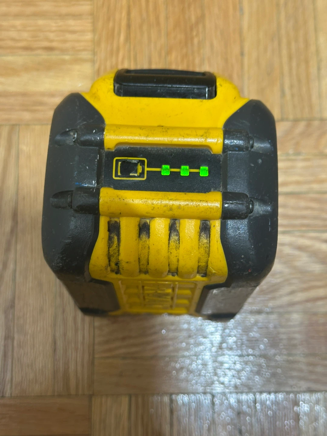 DEWALT FLEXVOLT 20V/60V MAX Lithium Ion Battery 12.0AH - photo 3