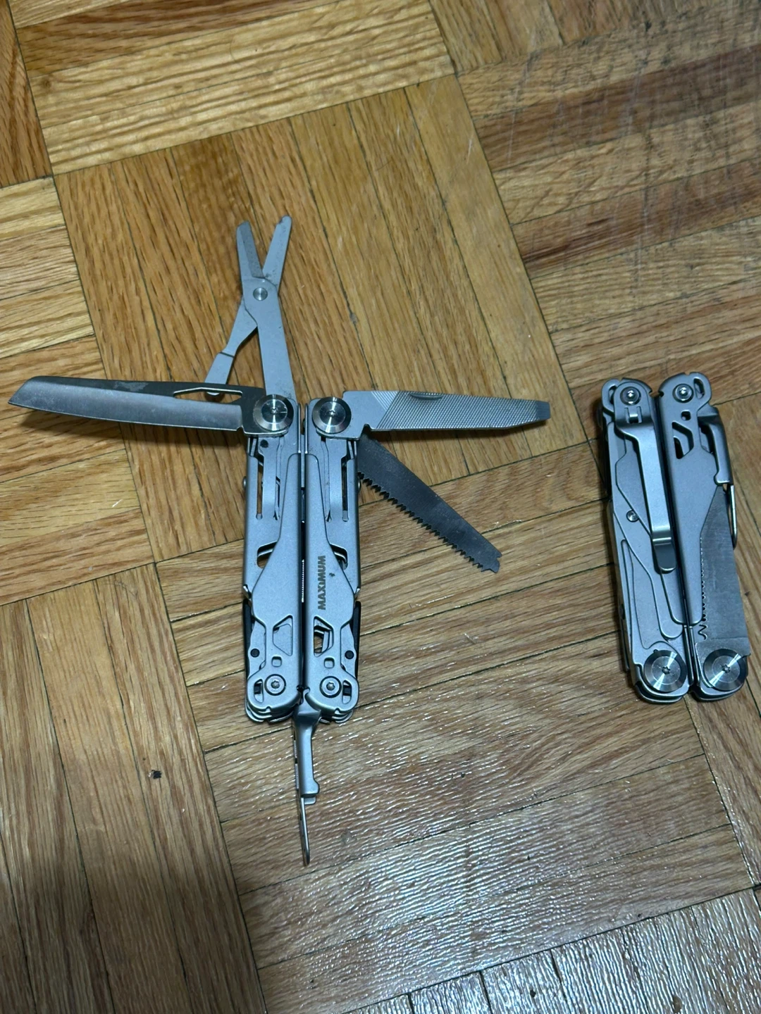 2MAXIMUM 19-in-1 Multi-Tool with Safety Lock - photo 2
