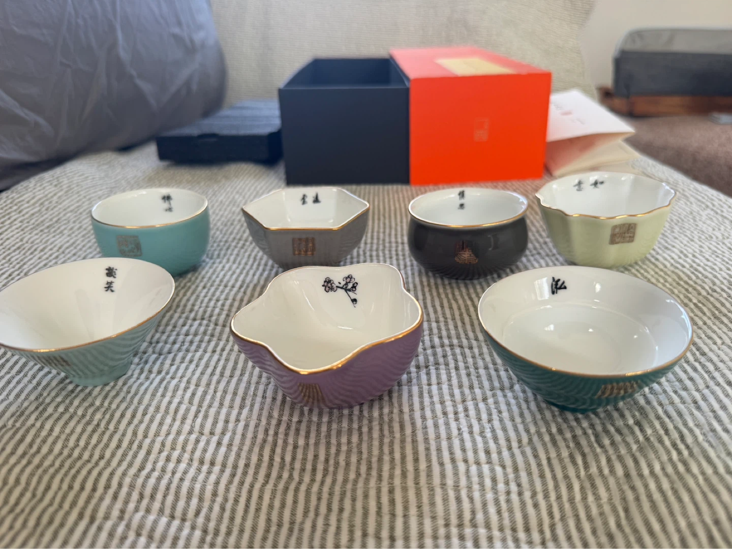Set of 7 Ceramic Tea Cups - photo 3