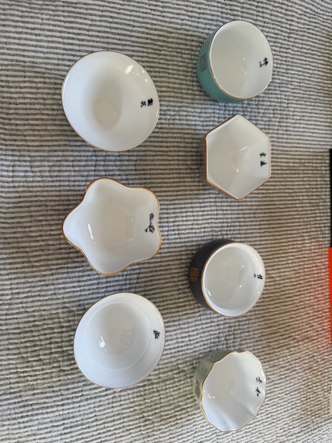 Set of 7 Ceramic Tea Cups - photo 5