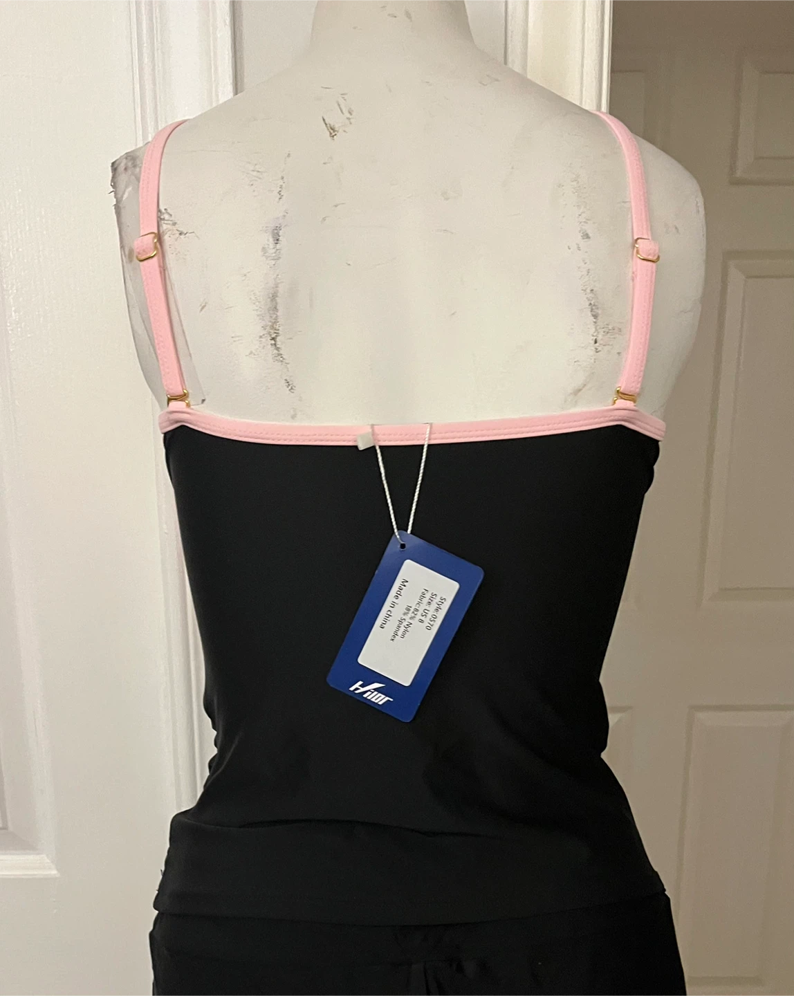 Hilor Pink & Black Halter Swimsuit Size 8 - photo 4