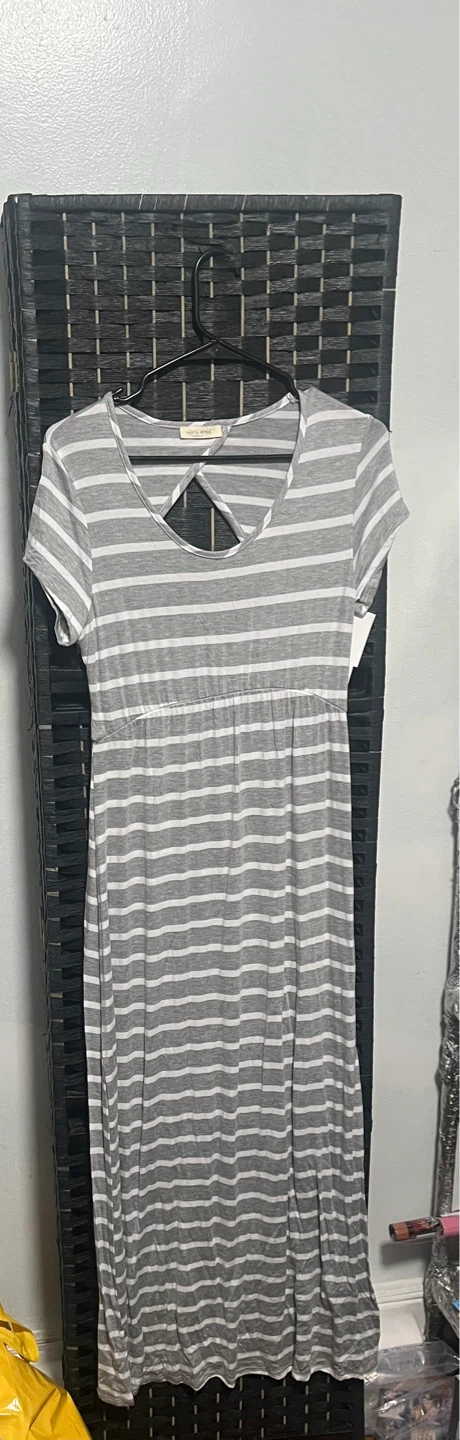 Striped Maxi Dress with Keyhole Neck size S/M/l - photo 2