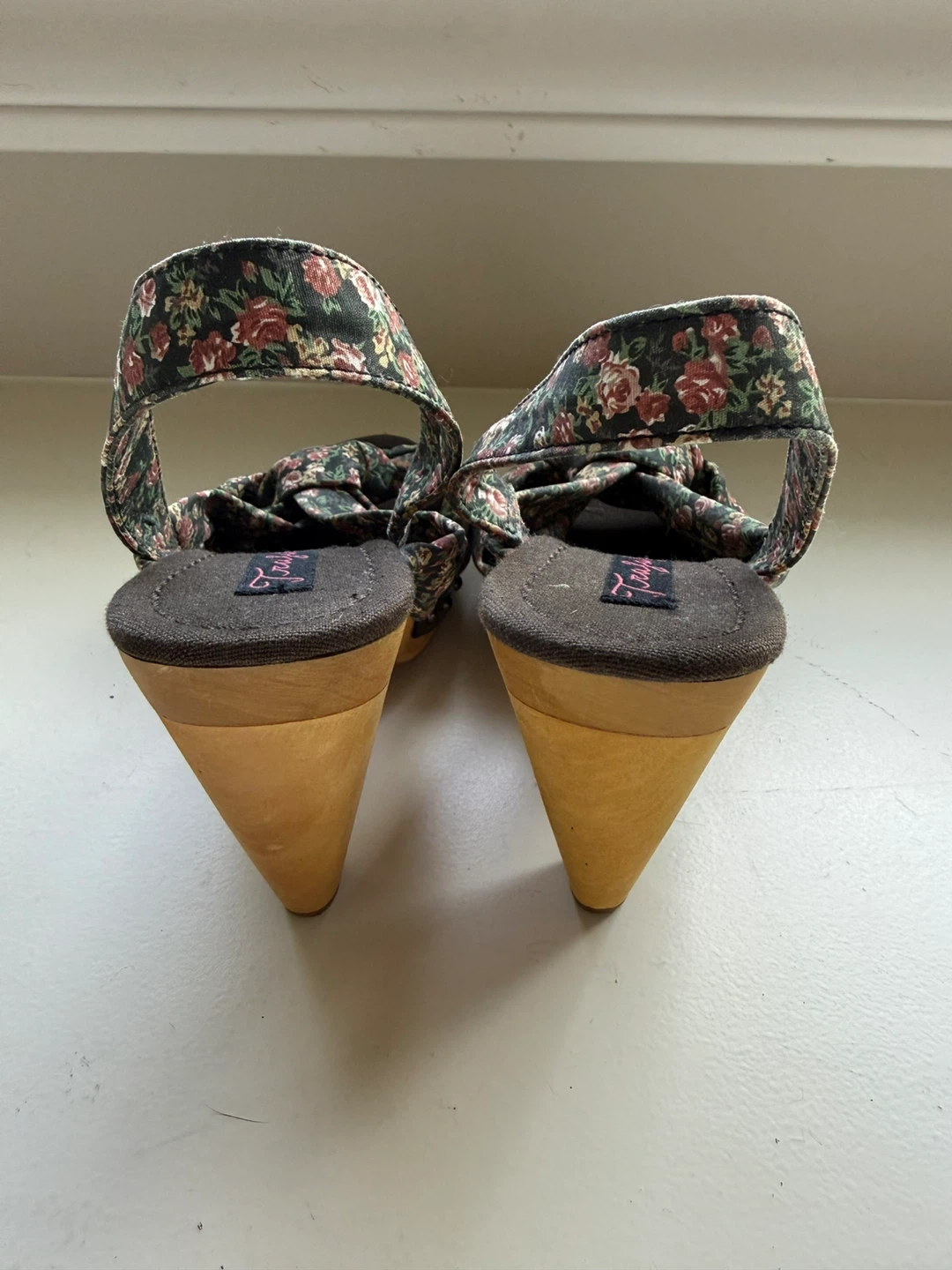 Zara Floral Slingback Wedge Sandals Size 37 - photo 3