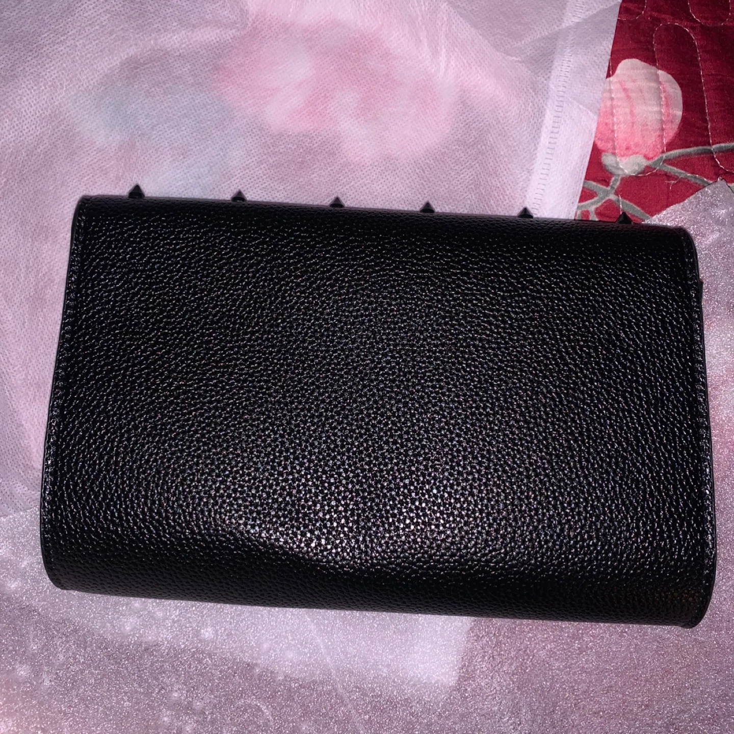 Black rivet embellished evening clutch with chain strap - photo 5