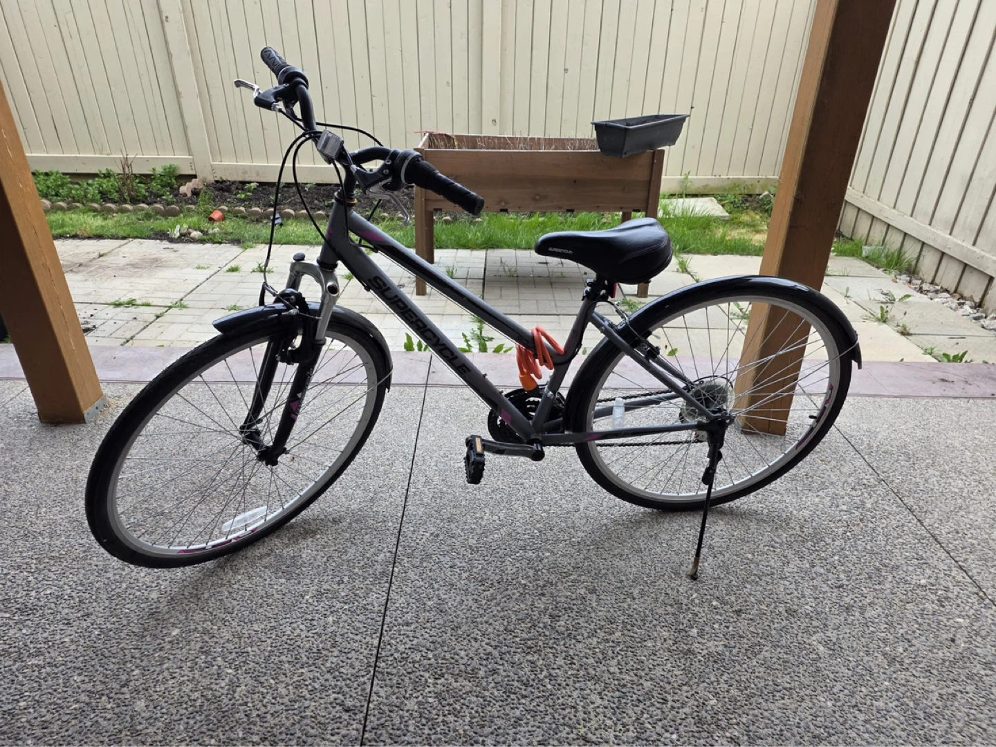 Supercycle Women's Hybrid Bike