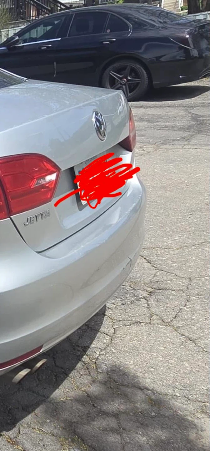 Volkswagen Jetta Sedan - Silver - photo 4