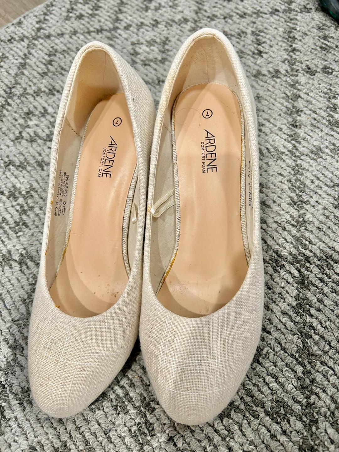 Ardene Women's Beige Wedge Heels Size 7 - photo 2